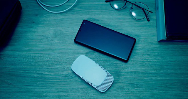Sony ra mắt máy điều hòa bỏ túi Reon Pocket, thứ sẽ giúp bạn cảm thấy thoải mái dưới cái nắng 40 độ C của Hà Nội - Ảnh 2. Sony ra mắt máy điều hòa bỏ túi Reon Pocket, thứ sẽ giúp bạn cảm thấy thoải mái dưới cái nắng 40 độ C của Hà Nội - Ảnh 2.